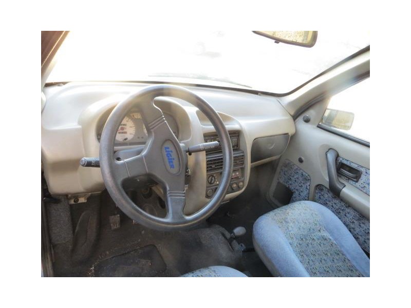 ligier nova 500 del año 2001