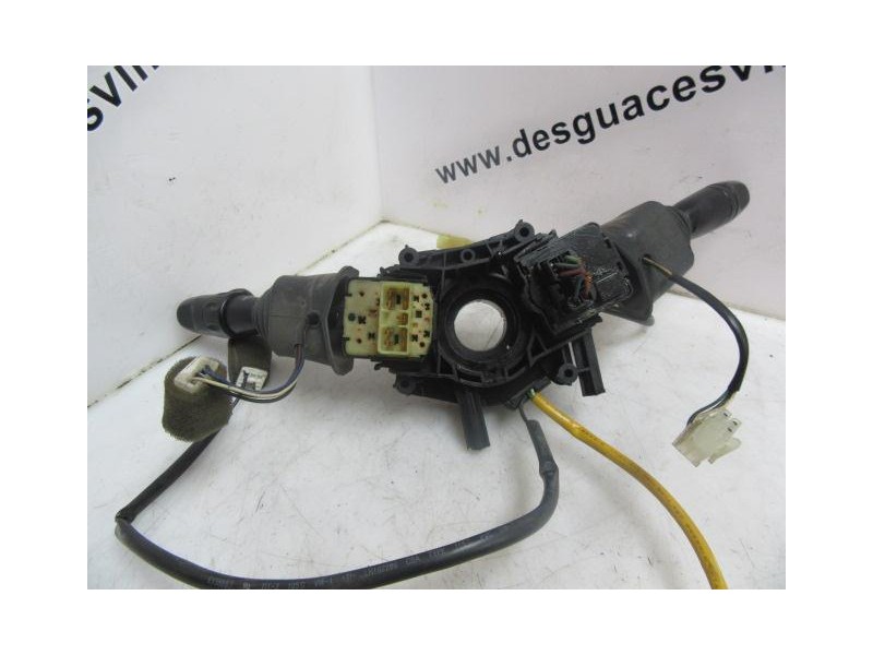 Recambio de mando luces y limpias : daewoo nubira : 1.6 g [2003] para daewoo nubira 1.6 g referencia OEM IAM   