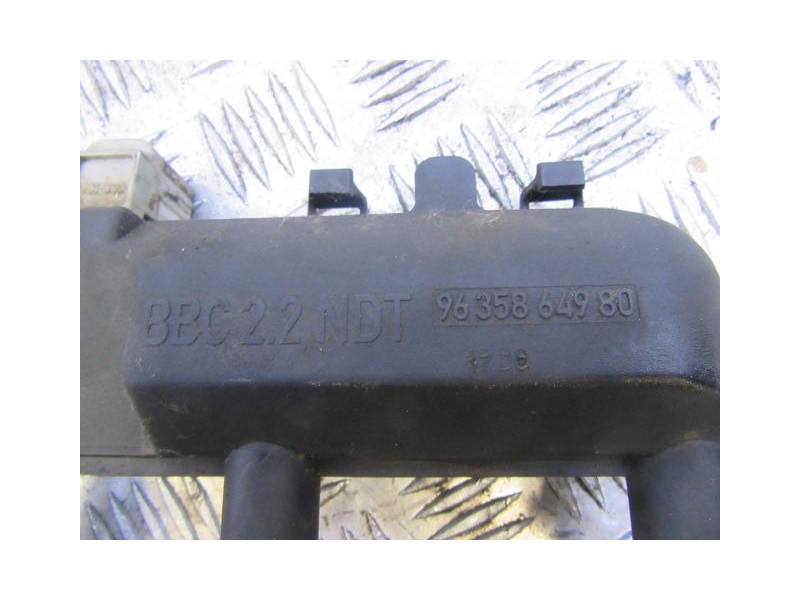 Recambio de bobina : peugeot 106 : 1.1 g (59,96cv) [2000] para peugeot 106 1.1 g referencia OEM IAM 9635864980  