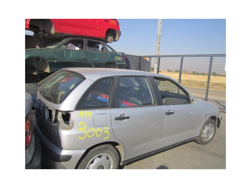 seat ibiza del año 1999
