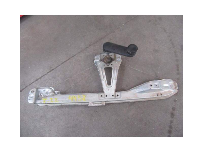 Recambio de elevalunas trasero izquierdo para renault clio 1.5 dci /k9k t7 referencia OEM IAM MANUAL  