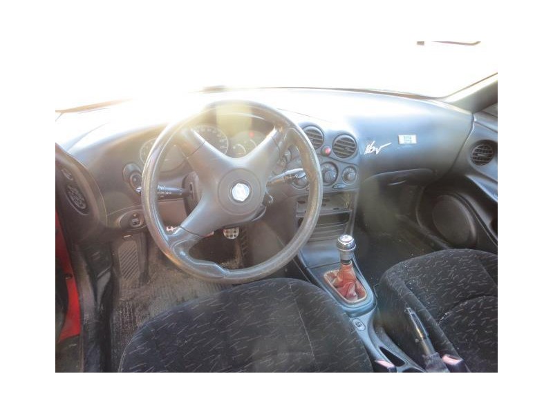 hyundai coupe del año 1999