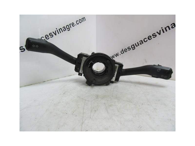 Recambio de mando luces y limpias para skoda fabia i (6y2) 1.9 sdi referencia OEM IAM 4B0953503H  