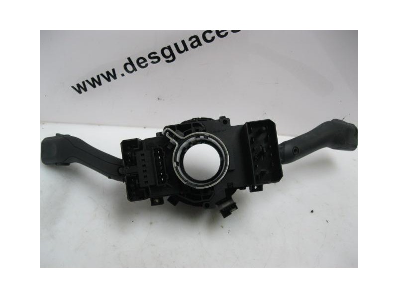 Recambio de mando luces y limpias : volkswagen golf : 1.6 g -akl (100,64cv) 3p [1998] para volkswagen golf 1.6 g -akl referencia