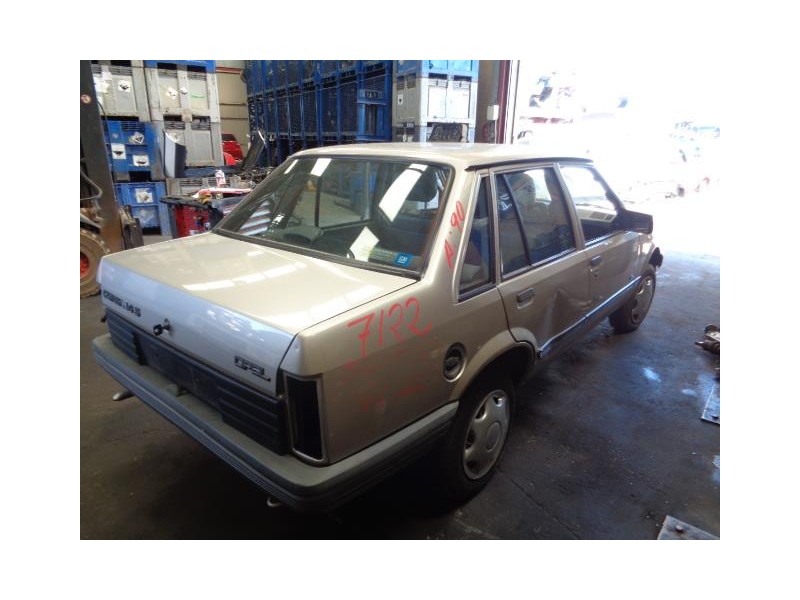 opel corsa del año 1990