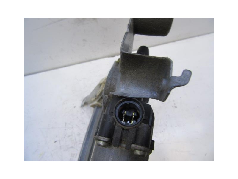 Recambio de elevalunas elec. tra. izq. : nissan almera : 1.8 g tino (115,57cv) [2006] para nissan almera 1.8 g tino referencia O