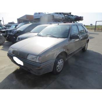 RENAULT 19