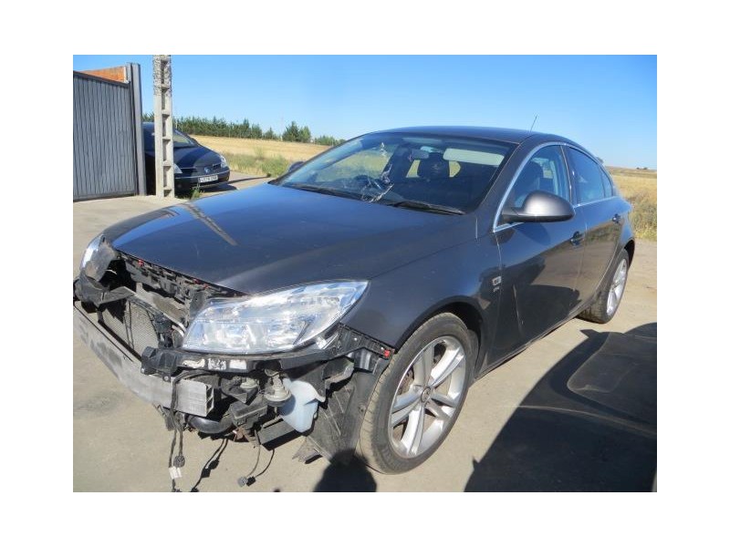 opel insignia del año 2011