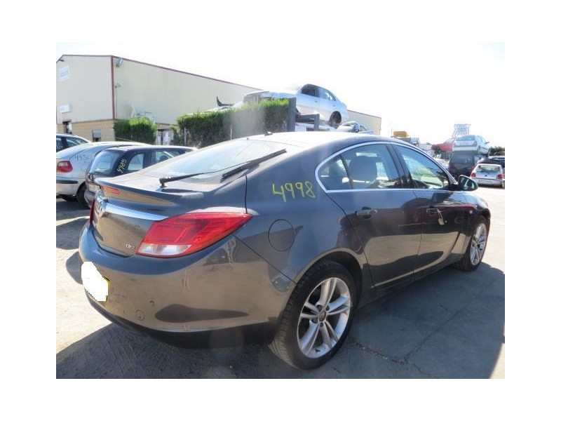 opel insignia del año 2011