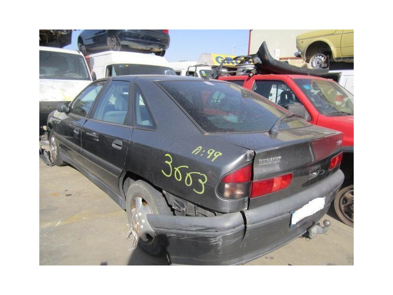 renault safrane del año 1999