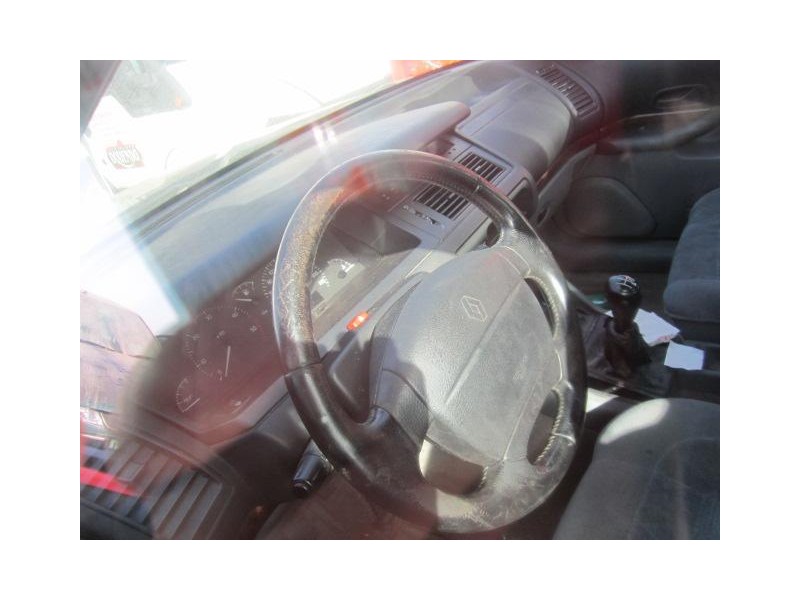 renault safrane del año 1999