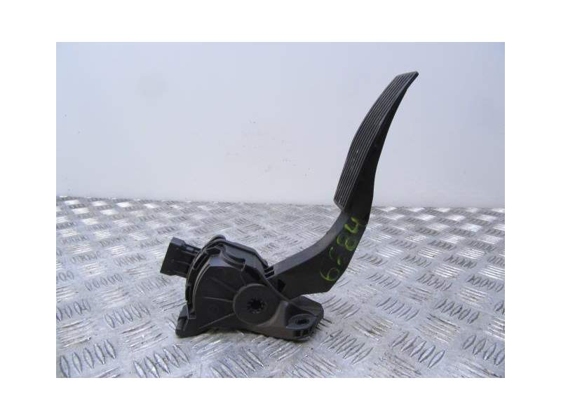 Recambio de potenciometro aceleracion para opel zafira tourer c (p12) 2.0 cdti (75) referencia OEM IAM 13253781  