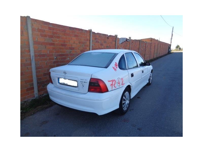 opel vectra del año 2000