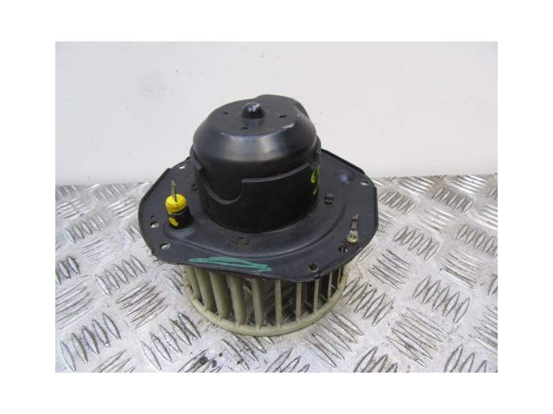 Recambio de motor calefaccion para volvo 360 2.0 g referencia OEM IAM 5048680 83R 008 7  