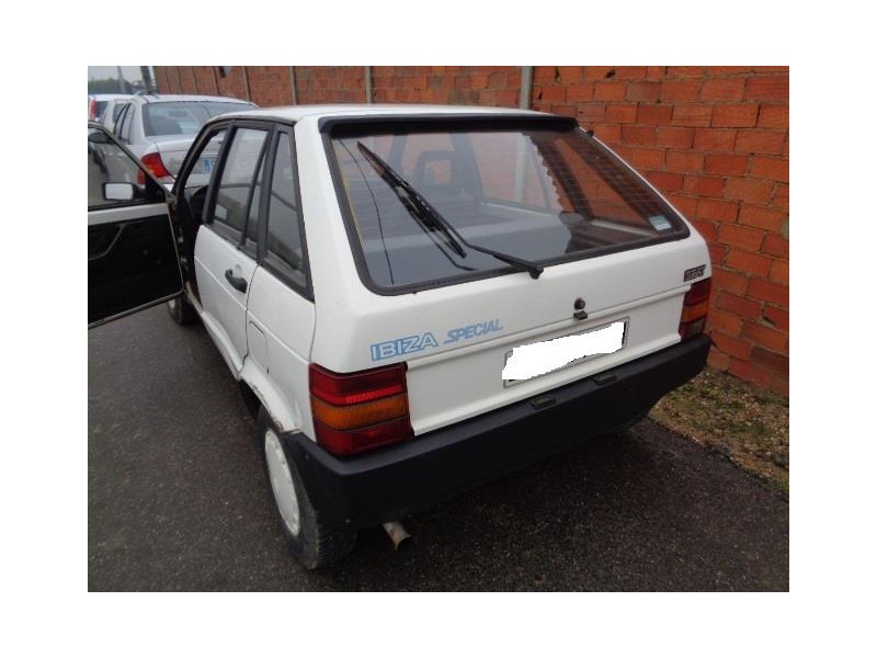 seat ibiza del año 1989