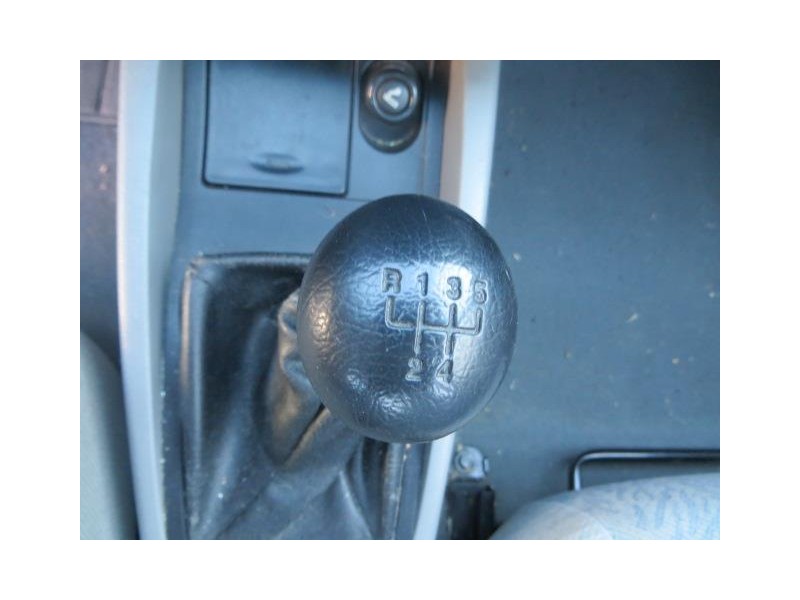 daewoo compact del año 1999