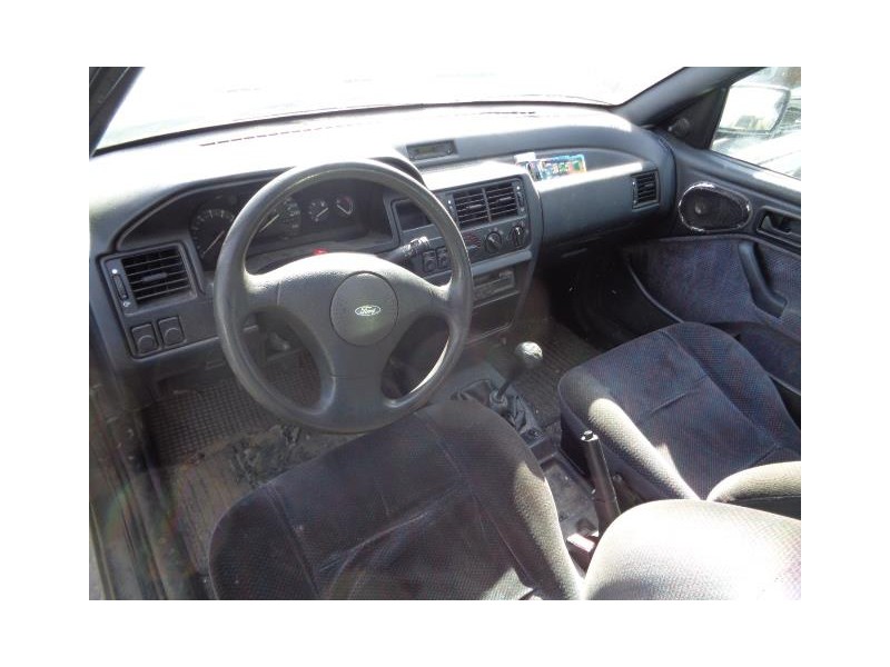 ford escort del año 1992