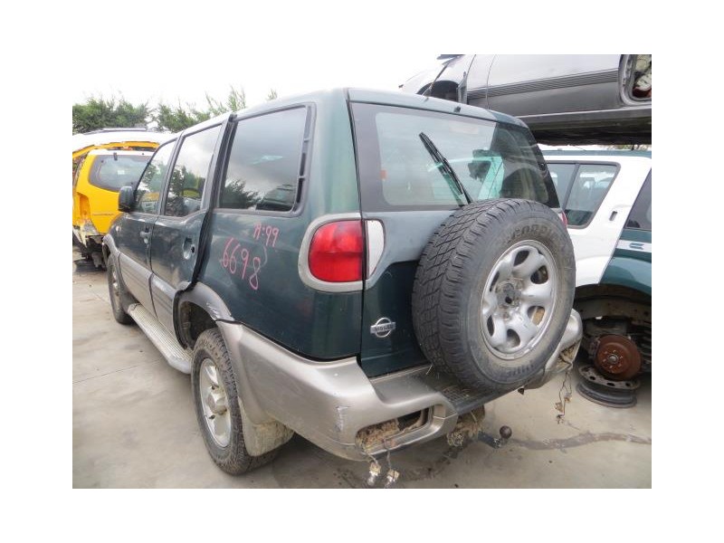 nissan terrano del año 1999