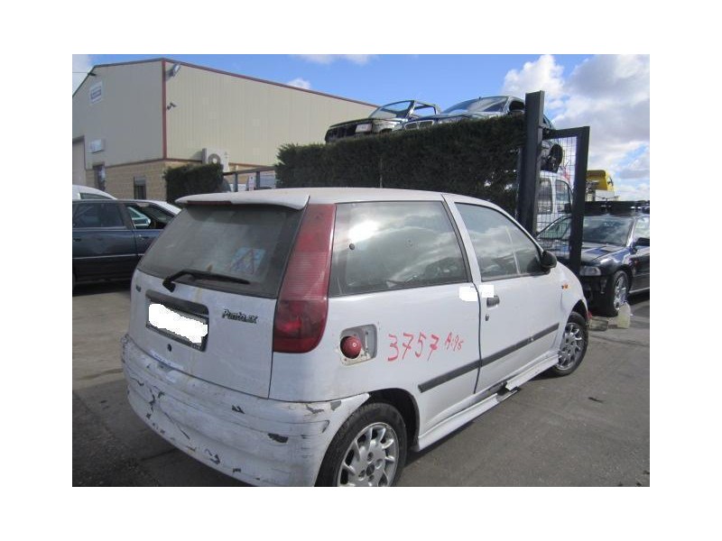 fiat punto del año 1996