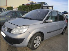 renault scenic del año 2004