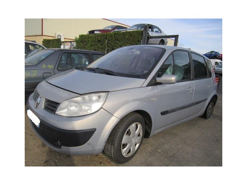 renault scenic del año 2004