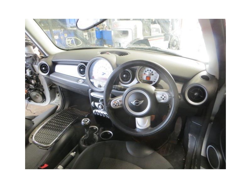 mini cooper del año 2008