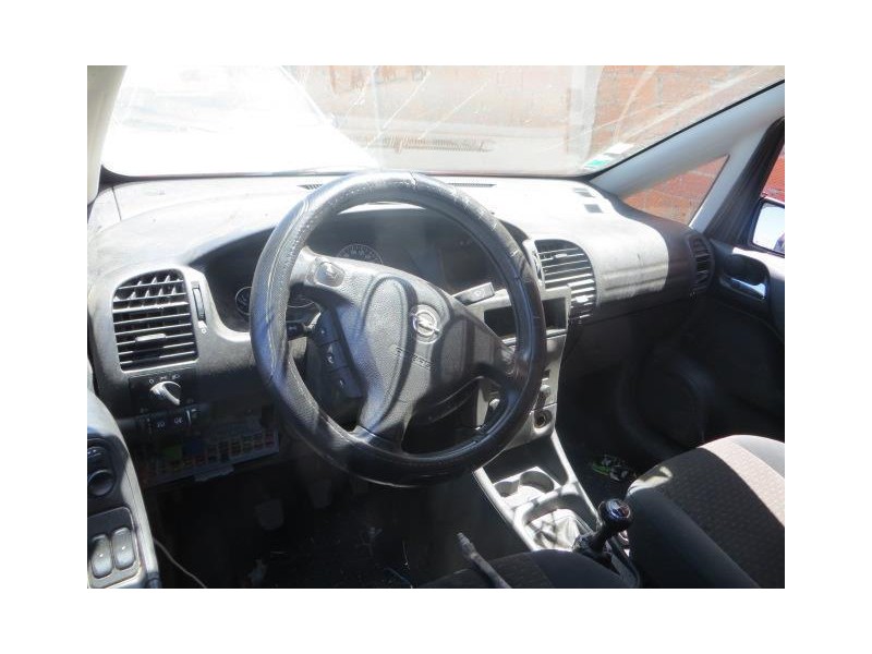 opel zafira del año 2004