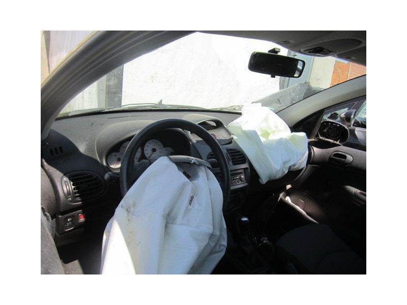 peugeot 206 del año 2003