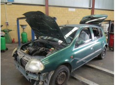 renault clio del año 2000