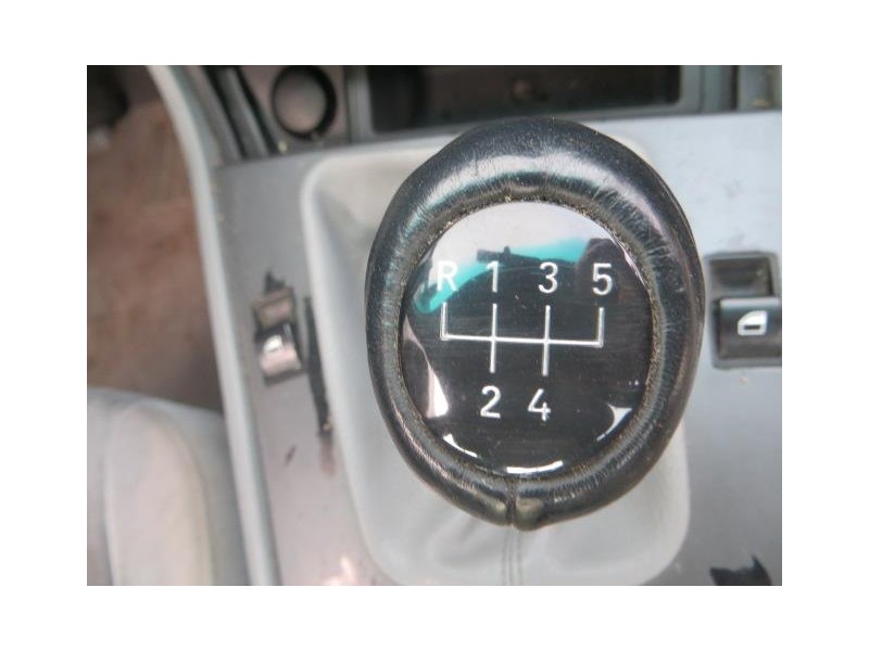 bmw  320 del año 1998