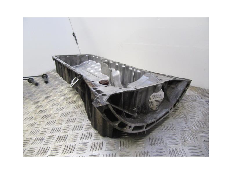 Recambio de carter aceite : m. benz 270 : 2.7 td (169,95cv) automatico [2002] para m. benz 270 2.7 td automatico referencia OEM 