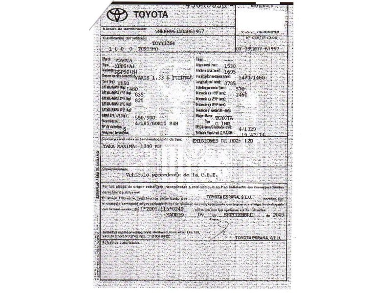 toyota yaris del año 2010