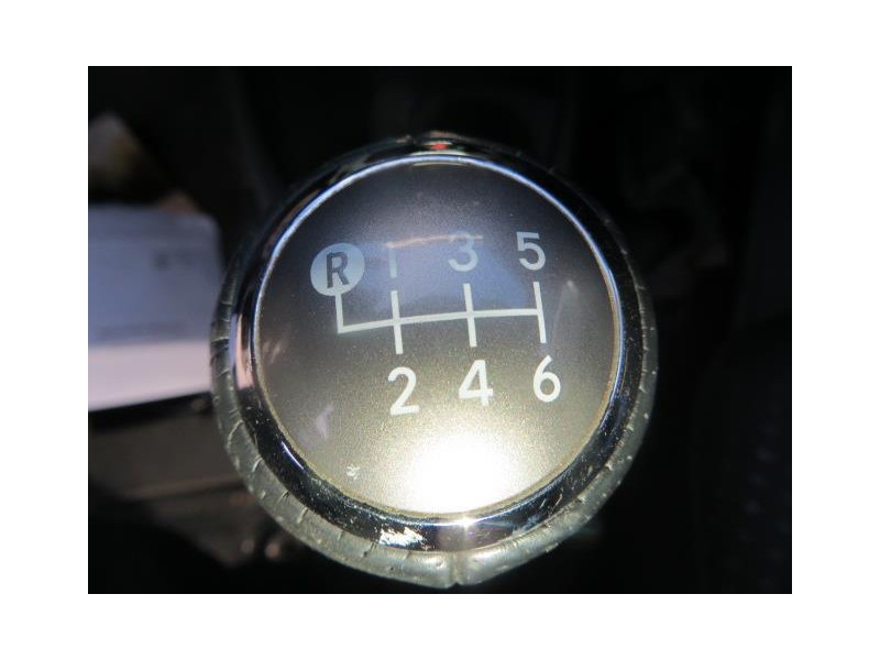 toyota yaris del año 2010