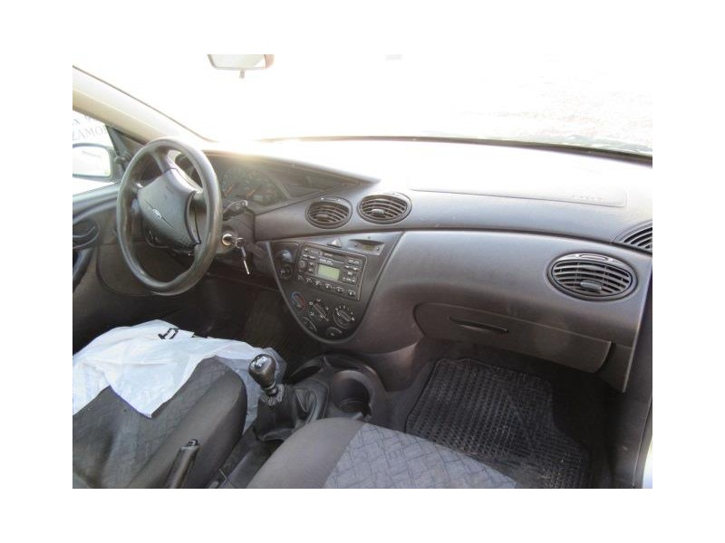 ford focus del año 2001