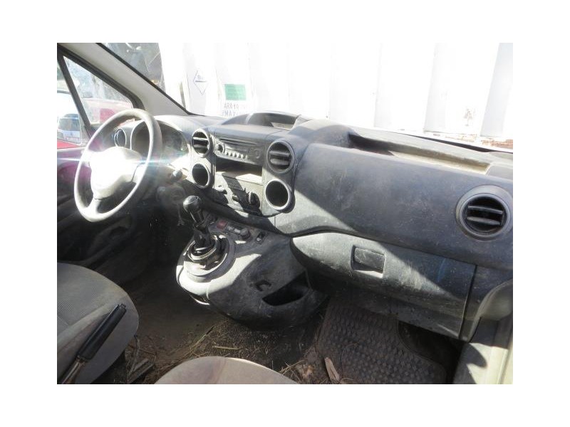 peugeot partner del año 2011