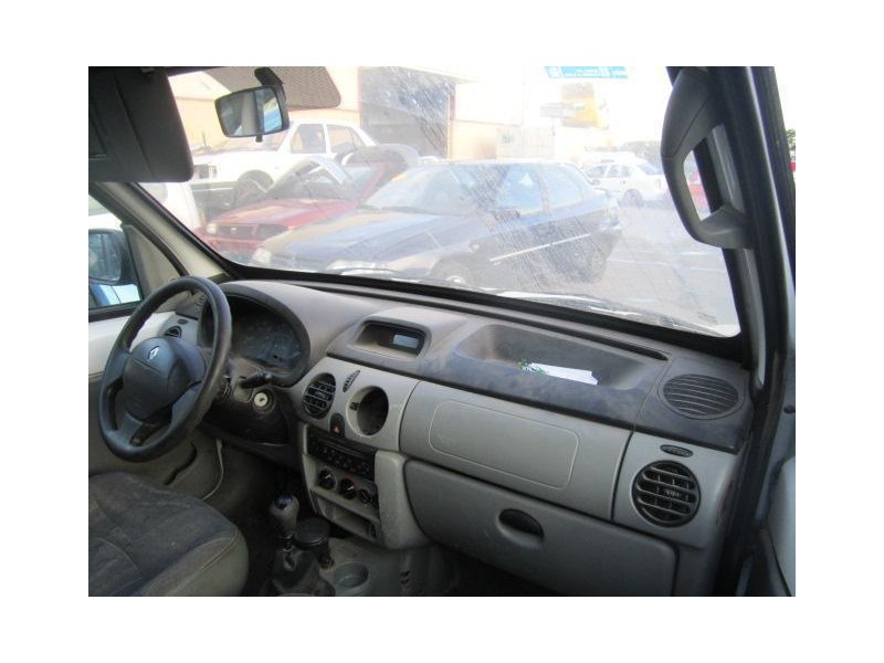 renault kangoo del año 2004