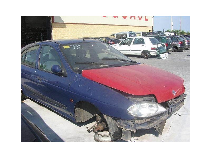 renault megane del año 2001