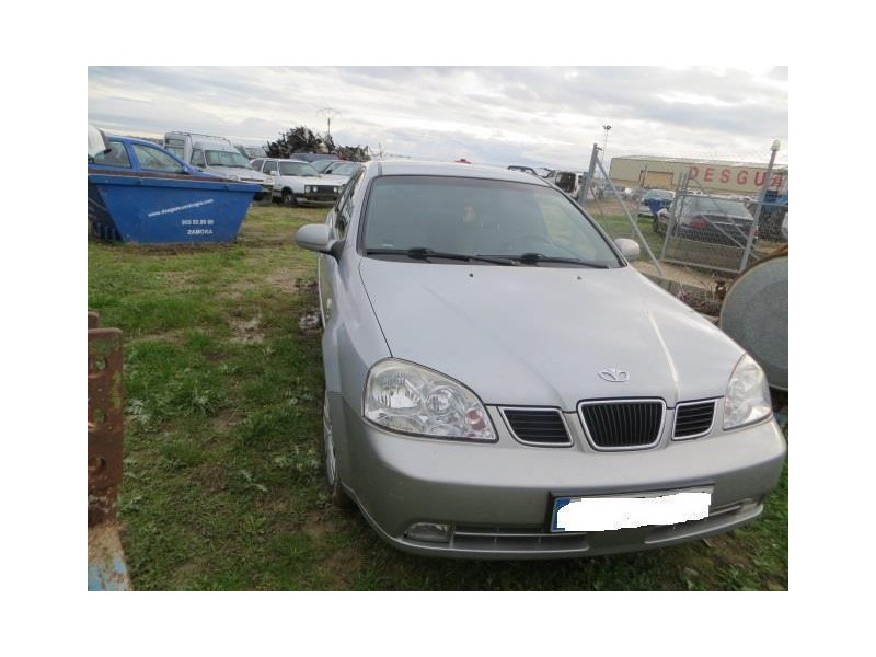 daewoo nubira del año 2004