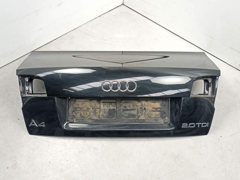 Recambio de porton trasero para audi a4 b7 (8ec) 2.0 tdi 16v referencia OEM IAM 8E5827023AA  
