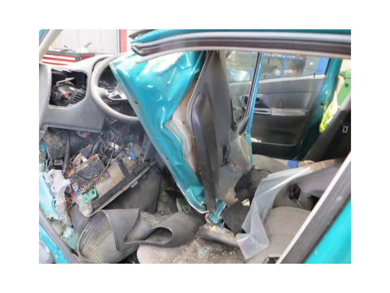 volkswagen caddy del año 2002