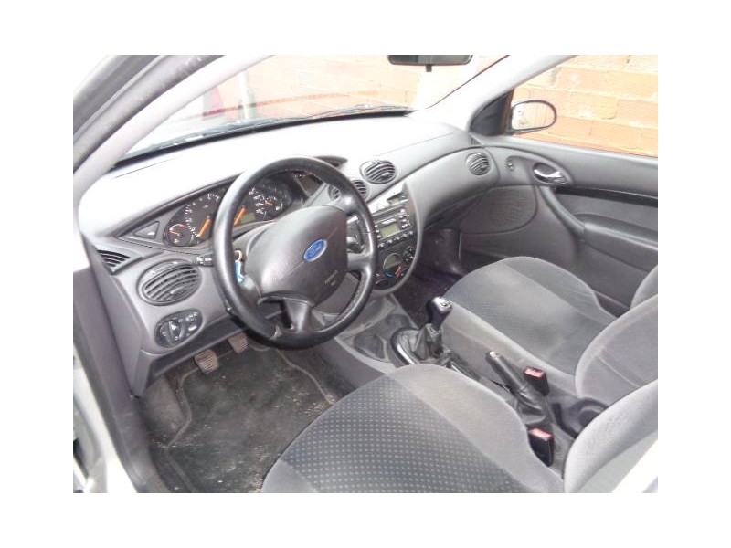 ford focus del año 2004