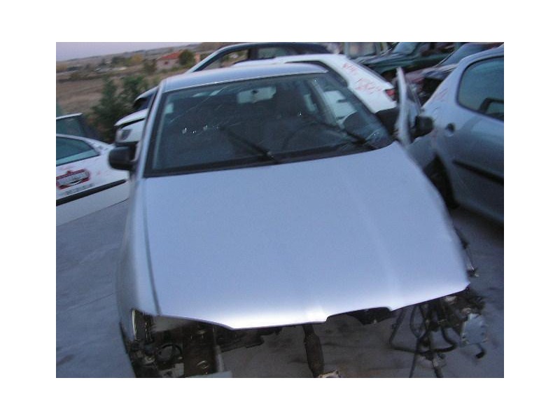 seat ibiza del año 2000