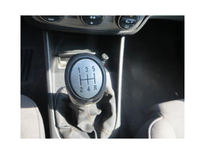 alfa romeo 147 del año 2004