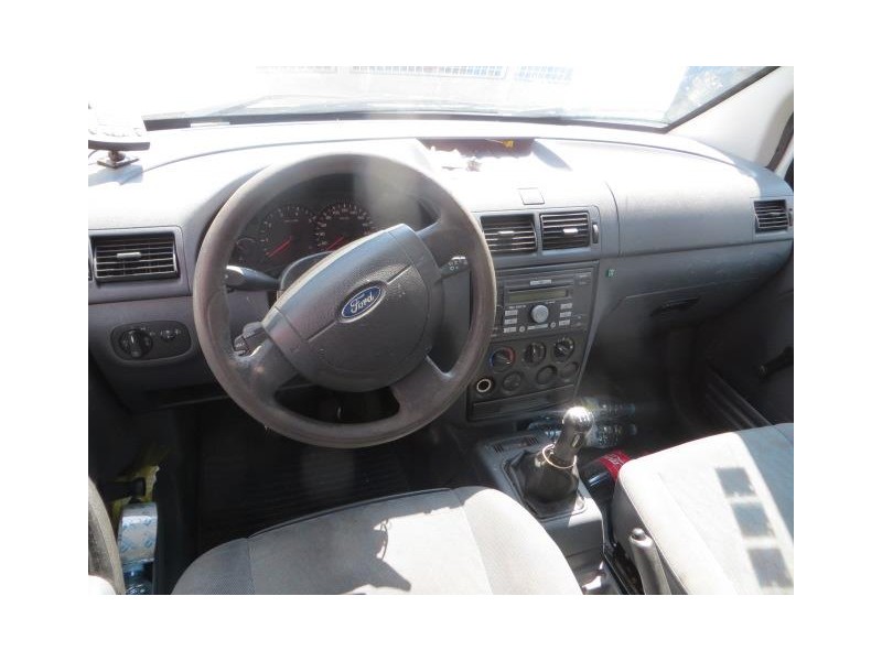 ford transit del año 2006