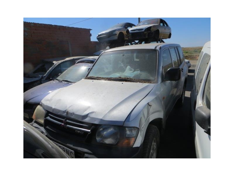 mitsubishi montero del año 2001