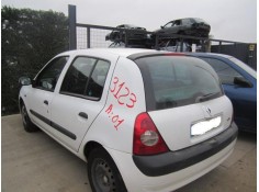 renault clio del año 2001 2