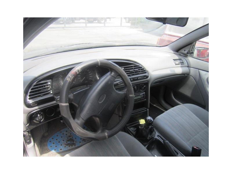 ford mondeo del año 1996