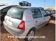 renault clio del año 2002 2