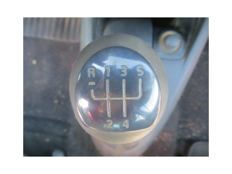 renault clio del año 2002