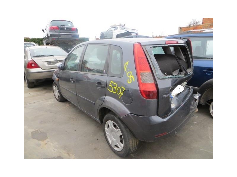 ford fiesta del año 2005